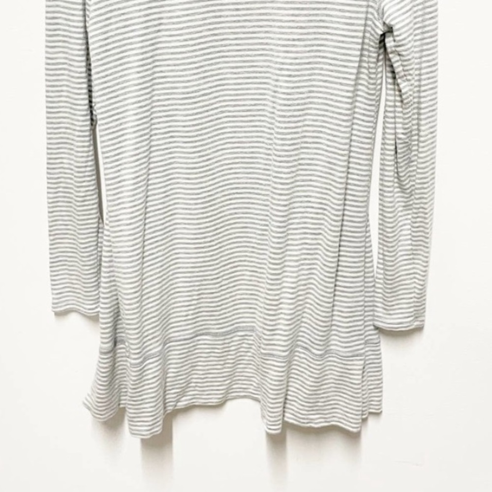 Beyond Yoga Medium Gray White Yoga Enclose Me Striped Open Front Cardigan - Picture 5 of 6
